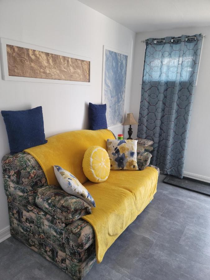 Cozy Quiet Place Next To Hwy Smart Tv+Wifi+Netflix Edmundston Eksteriør bilde